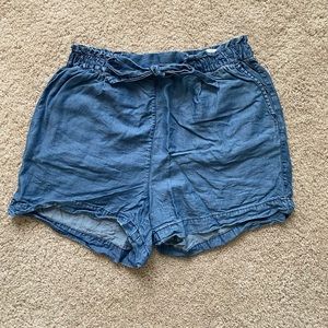 H&M Women’s High Rise Paper Bag Jean Shorts with Waist Tie